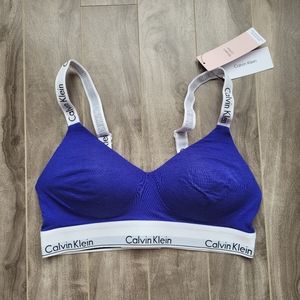 Calvin Klein lightly lined wireless bra